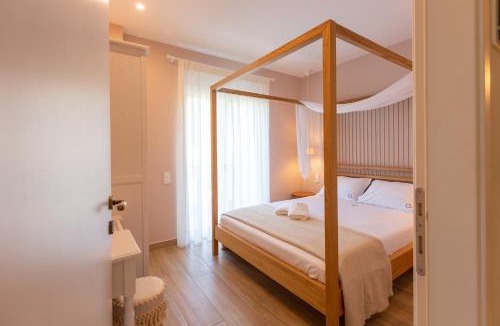 Psathopirgos Apartment | Two Olive Trees - Deluxe Apartments