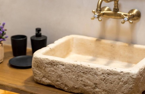 Chamezi Apartment | ~Two ~Traditional Cretan Houses near Richtis Gorge