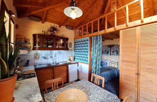 South Pelion Cottage | Unforgettable panorama in a very quiet location. Centrally located, gr. Property.