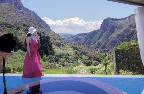 Kissamos Villa | UnHeated Private 50sqm Pool, Jacuzzi, Spa-Ozone&Salt