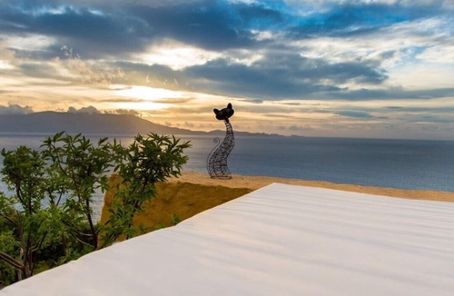 Kolymbari Villa | Unique Architecture★Outdoor Jacuzzi★12 sleeps★2 private pool
