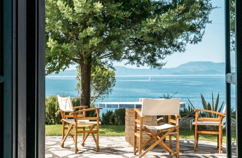 Aktio-Vonitsa Villa | Unique Beach Aegean Style Villa