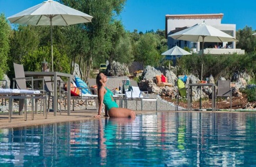 Evgiros Villa | up to 10 guests in the villa & 8 more guests in 3 studios total of 18