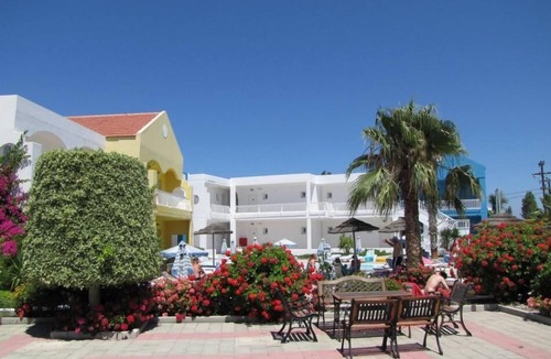 Petaloudes Apartment | Valsami Hotel Apartments