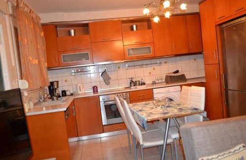 Nea Michaniona Apartment | Vasiliki's cosy house