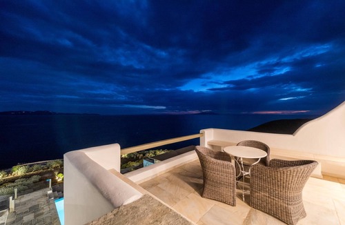 Exomvourgo Villa | VATHI BLUE LUXURY VILLA WITH PRIVATE SWIMMING POOL AND EXCEPTIONAL SEA VIEW