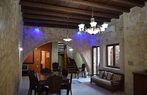 Apokoronas Villa | VENETIAN VILLA WITH INTERNAL CISTERN KALAMITSI ALEXANDROU