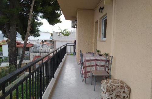 Salamis House | Vens apartment 90m2 at Eantio bay.