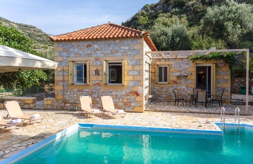 Kardamyli Villa | Villa ∙ 1 bedroom ∙ 2 guests