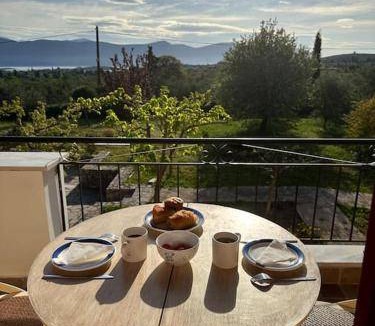 Galaxidi Villa | Villa ∙ 3 bedrooms ∙ 6 guests