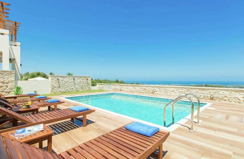 Pikris Villa | Villa ∙ 3 bedrooms ∙ 7 guests