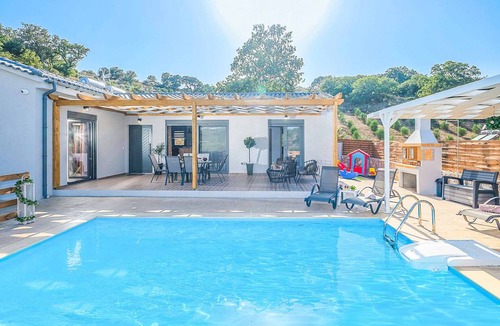 Monopari Villa | Villa ∙ 3 bedrooms ∙ 7 guests