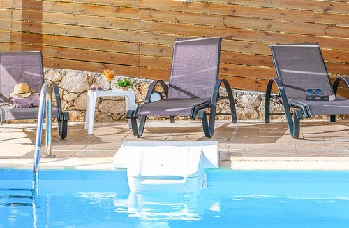 Monopari Villa | Villa ∙ 3 bedrooms ∙ 7 guests
