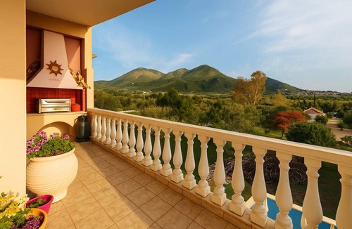Kiparissia Villa | Villa ∙ 3 bedrooms ∙ 6 guests