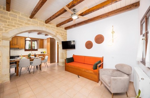 Prines Villa | Villa Aloe - Three Bedroom Villa, Sleeps 8