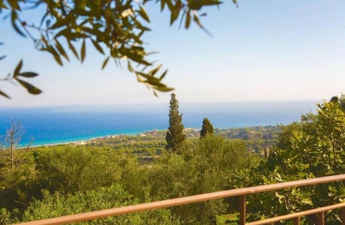 Vasilikos Villa | Villa Aloni - Three Bedroom Villa, Sleeps 6