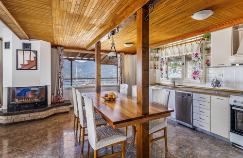 Skopelos Villa | Villa Aloupi - Three Bedroom Villa, Sleeps 6