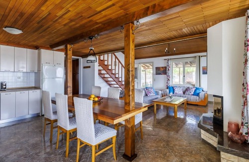 Skopelos Villa | Villa Aloupi - Three Bedroom Villa, Sleeps 6