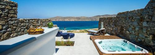 Panormos Villa | Villa ANASA private Pool & Jacuzzi 8pax at Panormos