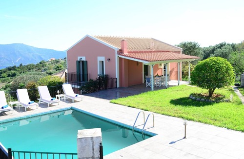 Katsarata Villa | VILLA ANDRONIKI