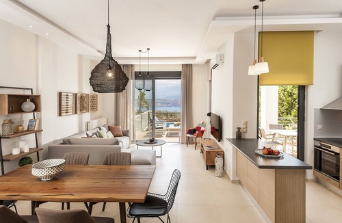 Sternes Villa | Villa Anemi