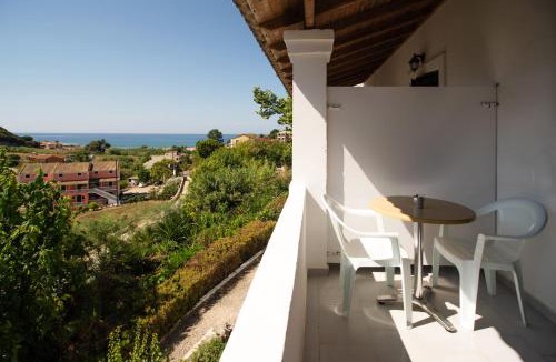 Gardenos House | Villa Anneta