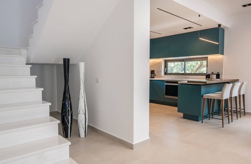 Neromilos Villa | Villa Antonia - Luxurious Serenity with Private Pool
