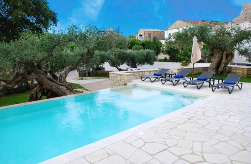Pervolakia Villa | Villa Antonousa - Private Pool Oasis
