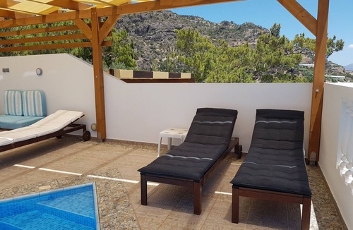 Achlia Villa | Villa Aphrodite full equipment
