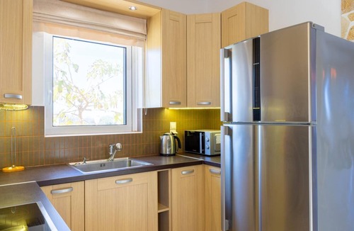 Kiparissia Villa | Villa Arkadia - Two Bedroom Villa, Sleeps 6