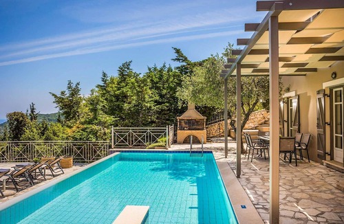 Evreti Villa | Villa Astria - Five Bedroom Villa, Sleeps 10