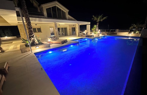 Apokoronas Villa | Villa Athena luxury Villa,Vamos,13.5/5m Swimming pool,floodlit Pickleball court
