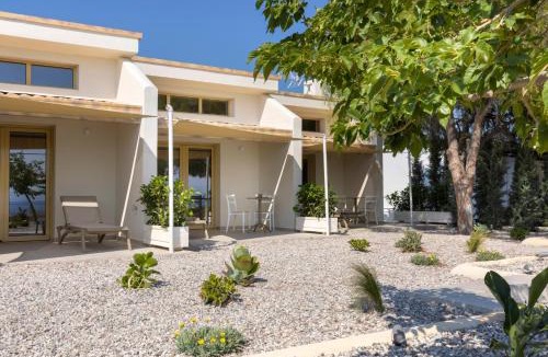 Skaloma Bed & Breakfast | Villa Aura Loutraki