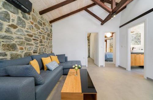 Golden Beach House | Villa Azure