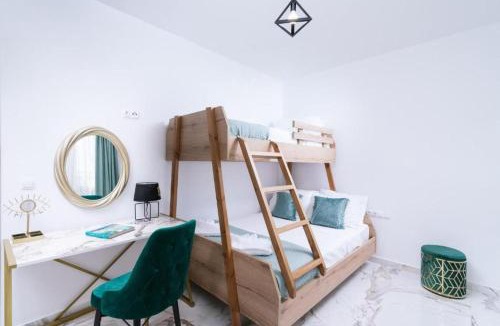 Neo Kalamaki Villa | Villa Balux