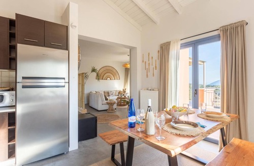 Mesovounia Villa | Villa Canova - Three Bedroom Villa, Sleeps 7