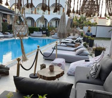 Amoudi Apartment | Villa Corali Apartments Sea Breath & Pool