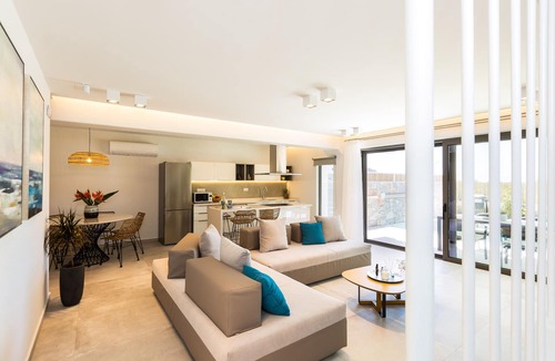 Plakias Villa | Villa Daphne- Naiades Plakias/2 bedrooms, luxury, beachfront