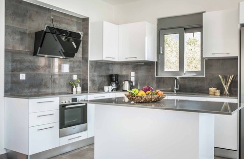 Vlachata Villa | Villa Del Cielo - Premier Villa with Incredible Sea Views & First-Class Decor