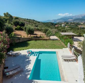 Lakithra Villa | Villa Eleftheria, Lakithra - Spacious luxury villa with pool and stunning views
