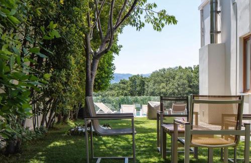 Monopari Villa | Villa Elesia