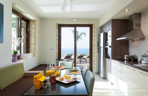 Kissamos Villa | Villa Emilia I Luxury, amazing seaview, heated pool