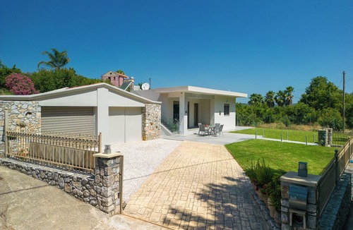 Koulkouthiana Villa | Villa Emily