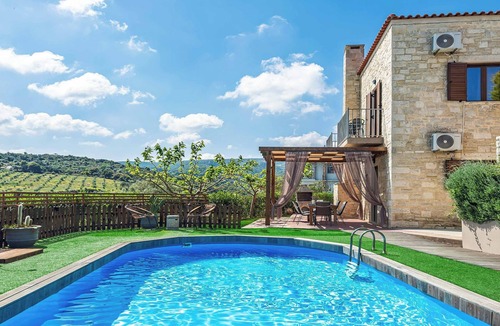 Kirianna Villa | Villa Erato Klio - Two Bedroom Villa, Sleeps 4