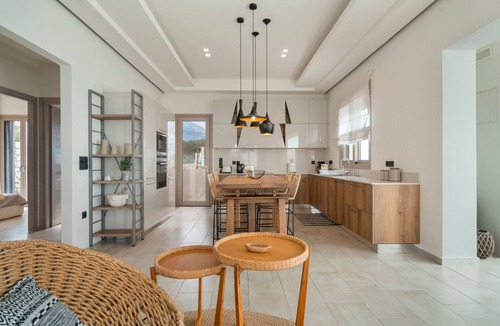 Vlachata Villa | Villa 'Ethereal' with Sea View, Wi-Fi and Air Conditioning