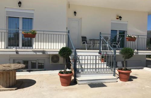 Amarinthos House | Villa Filoxenia