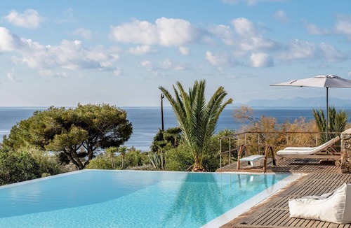 Finikas Villa | Villa Finikas with infinity pool