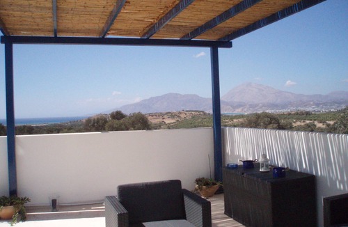 Kamilari House | villa fully equipped with swimming pool and sea view and 360 °