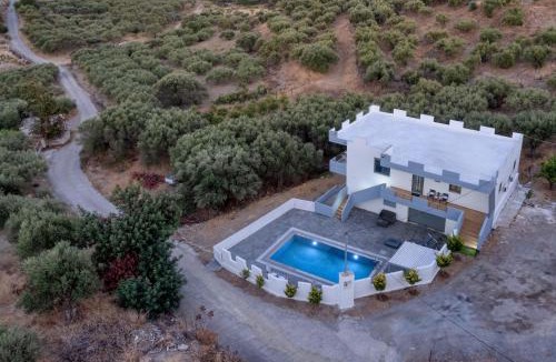 Skotino Apartment | Villa Gaia with Private Swimming Pool