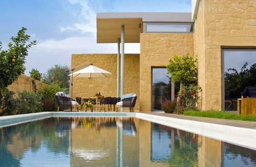 Kontomari Villa | Villa Hera - Three Bedroom Villa, Sleeps 8